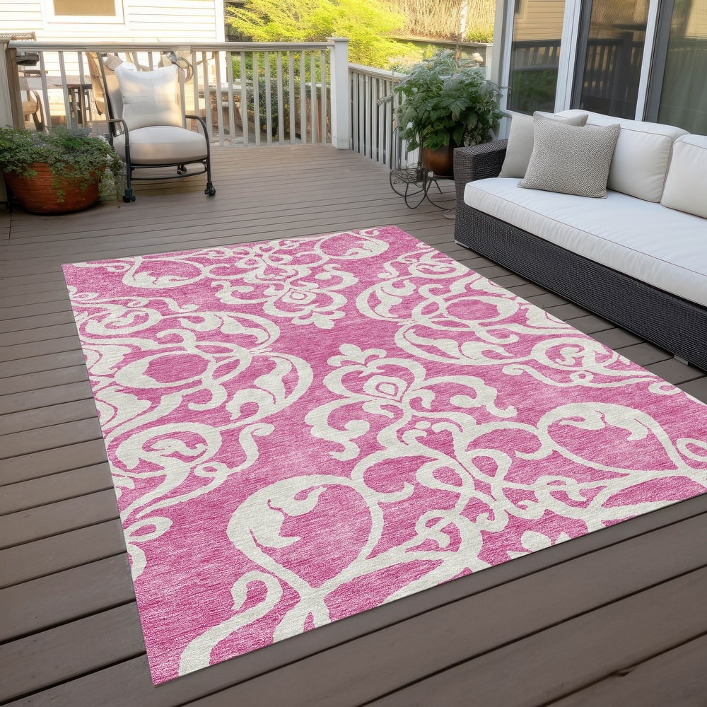 Machine Washable Indoor/ Outdoor Damask Glam Chantille Rug