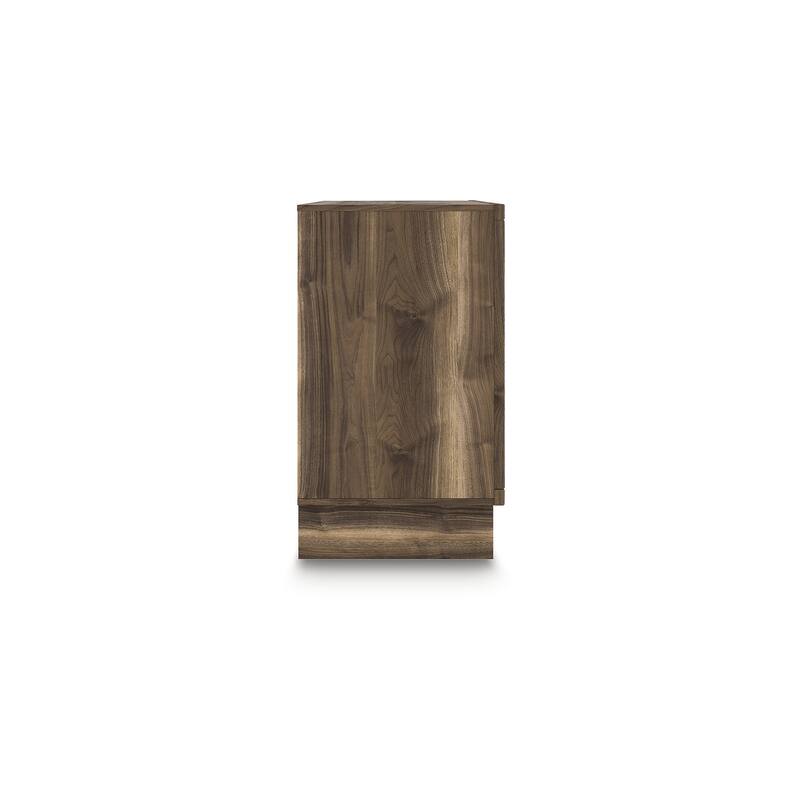 Signature Design by Ashley Darcalli Brown Dresser
