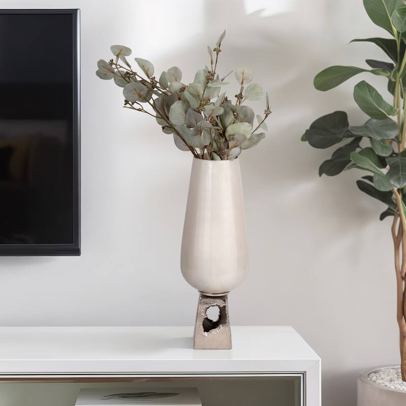 Sagebrook Home Glass and Metal Aluminum Vase with Sculptural Base