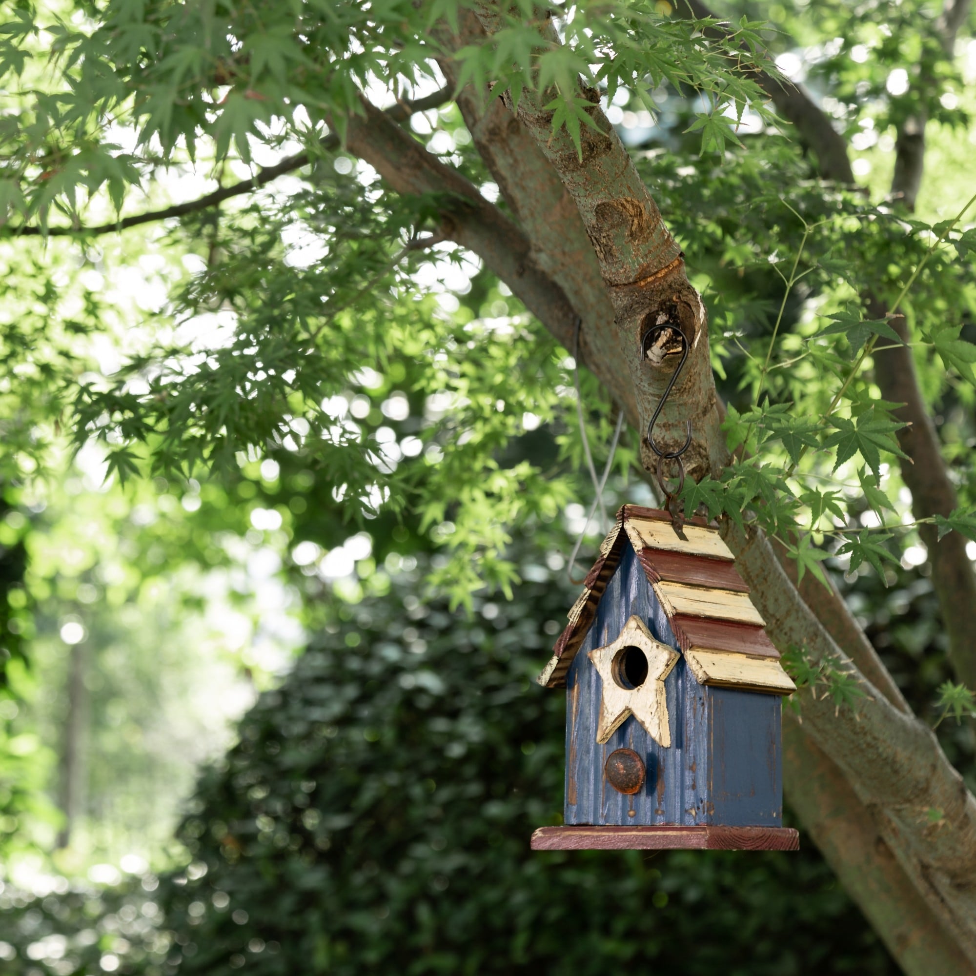 Glitzhome Vintage Rustic Wooden Birdhouses Hanging Bird Feeder Nest Garden Decor 