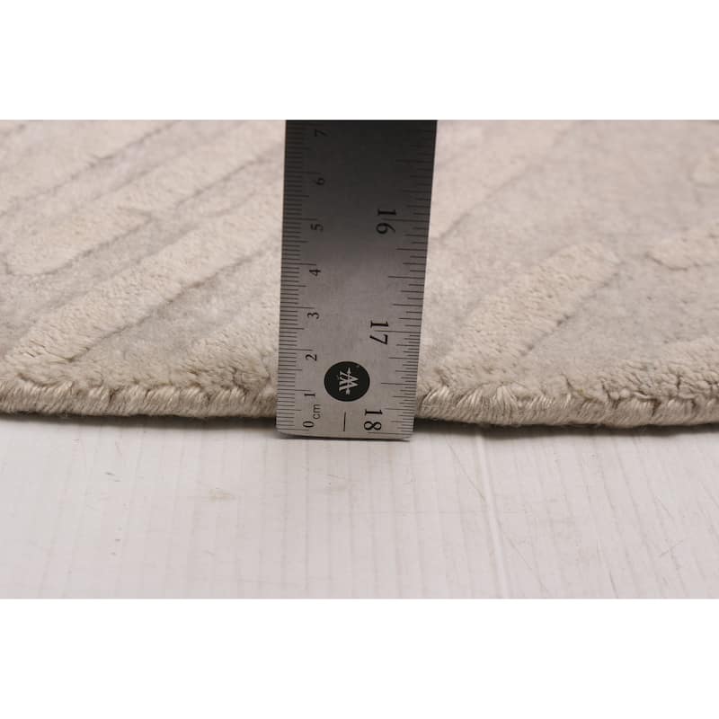 ECARPETGALLERY Hand Loomed Kashkuli Gabbeh White Wool Rug - 5'7 x 7'7