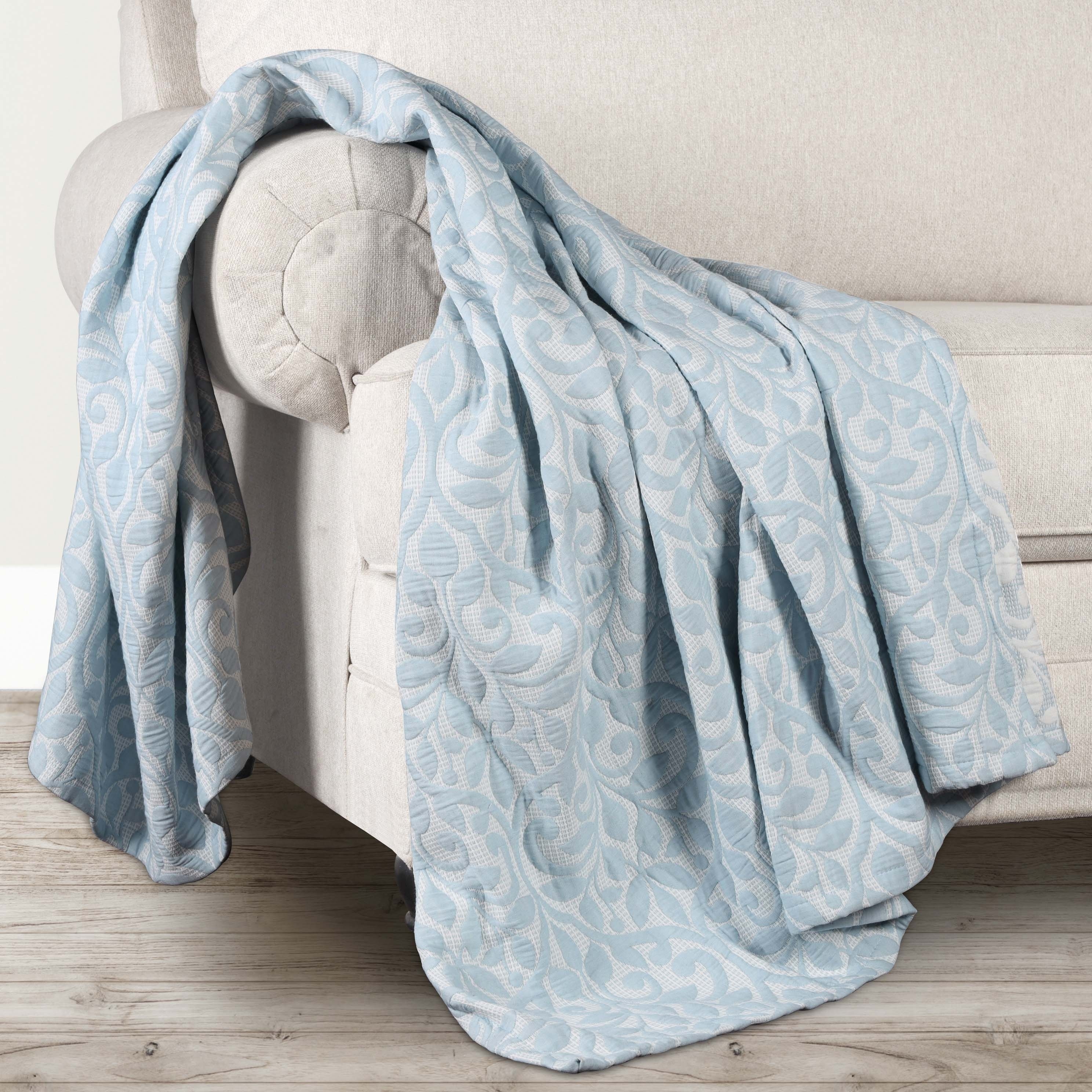 Superior Vineyard Cotton Blend Matelasse Woven Throw Blanket