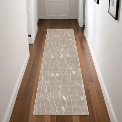 Maqa Power Loomed Floral Traditional Area Rug By HomeRoots - 90' X '27' X '0.5