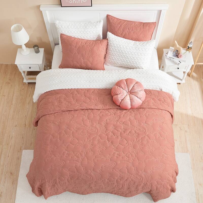 Wonderful Solid Quilt Set with Star with Vibrant Embroidered Patterns