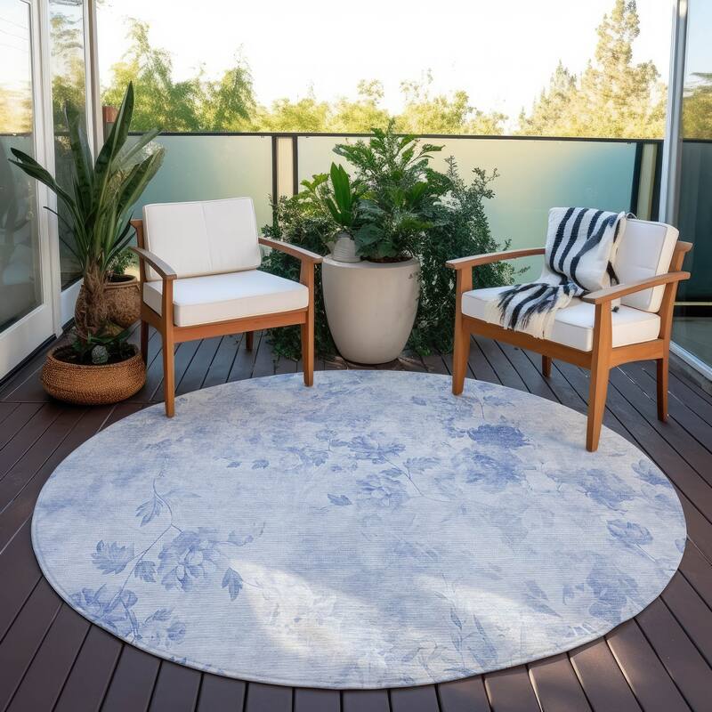Machine Washable Indoor/ Outdoor Chantille Vanishing Floral Rug