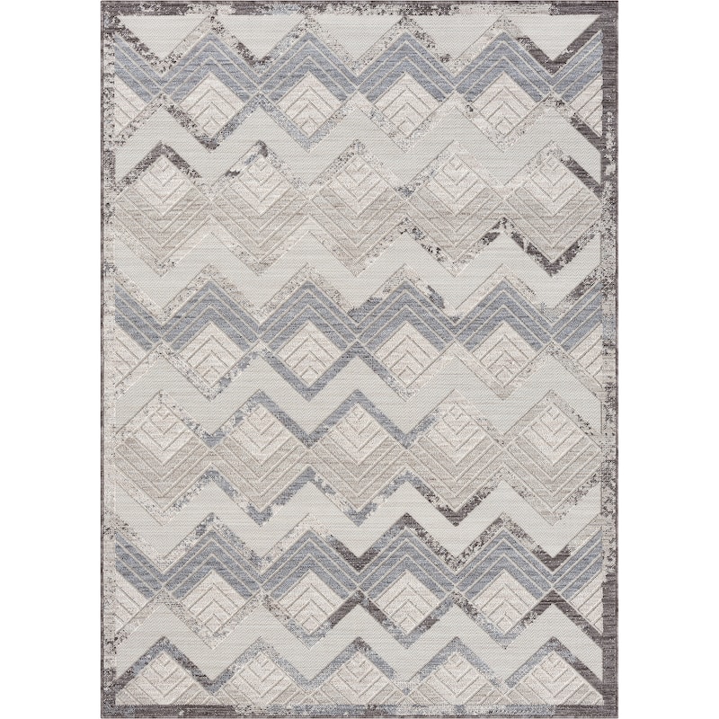 Sevita Light Blue/Ivory Chevron PET Yarn Indoor/Outdoor Area Rug - 5' x 7'