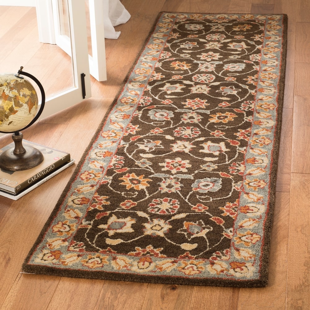 SAFAVIEH Handmade Heritage Amazonia Traditional Oriental Wool Rug