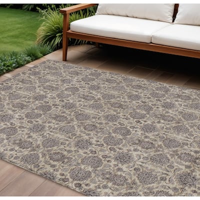 HomeRoots Floral Transitional Rectangle Outdoor Rug