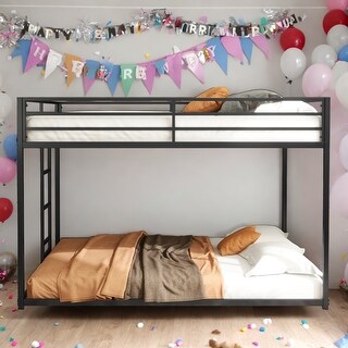Full over Full Metal Bunk Bed with Strong Construction