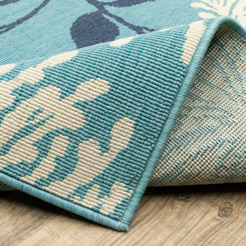 Miramar Blossoms Blue/ Navy Indoor/Outdoor Area Rug-