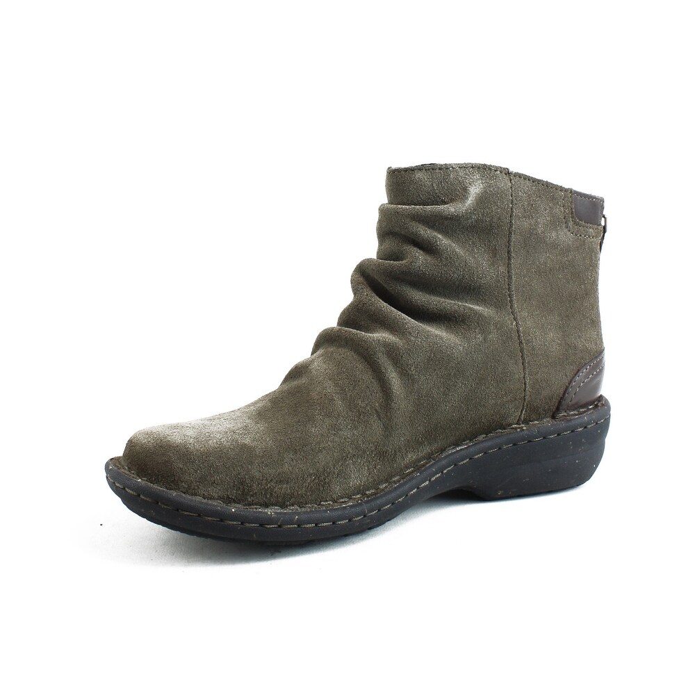 clarks avington swan boots