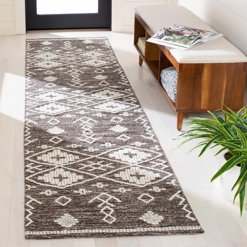 SAFAVIEH Handmade Kilim Greet Cotton Rug - 2'3" x 9' Runner - Brown/Ivory