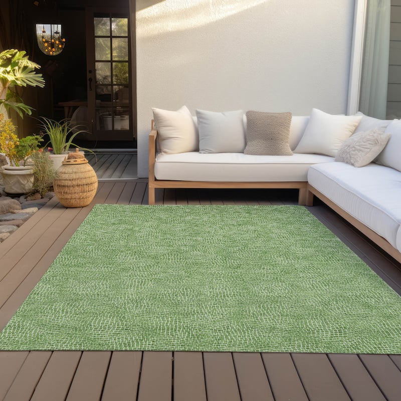 Machine Washable Indoor/ Outdoor Solid Modern Chantille Rug