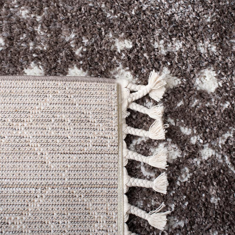 SAFAVIEH Berber Fringe Dashurije Leatha Trellis Rug - 6'7" Square