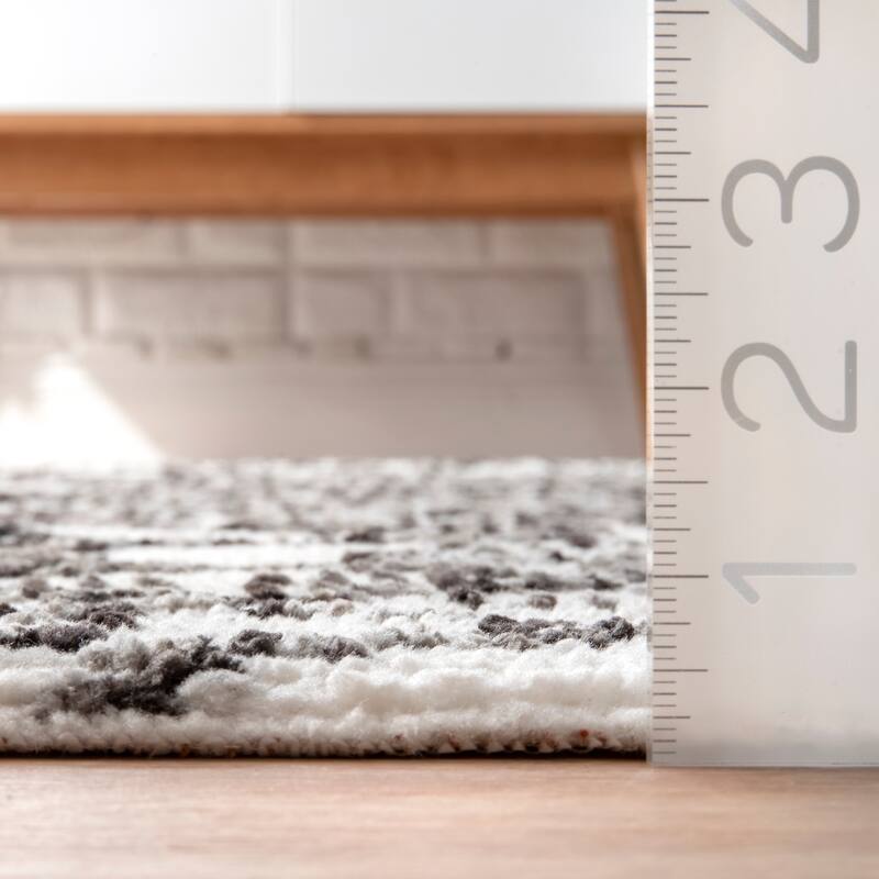 Nuloom Contemporary Modern Mayen Geo Trellis Area Rug