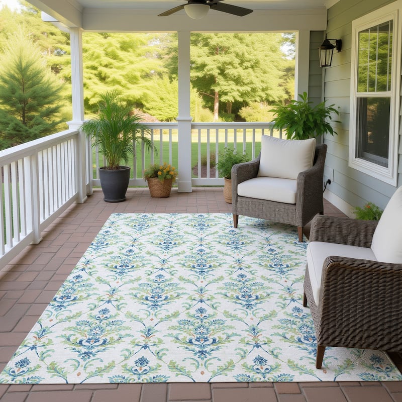 Machine Washable Indoor/ Outdoor Traditional Marrakesh Chantille Rug