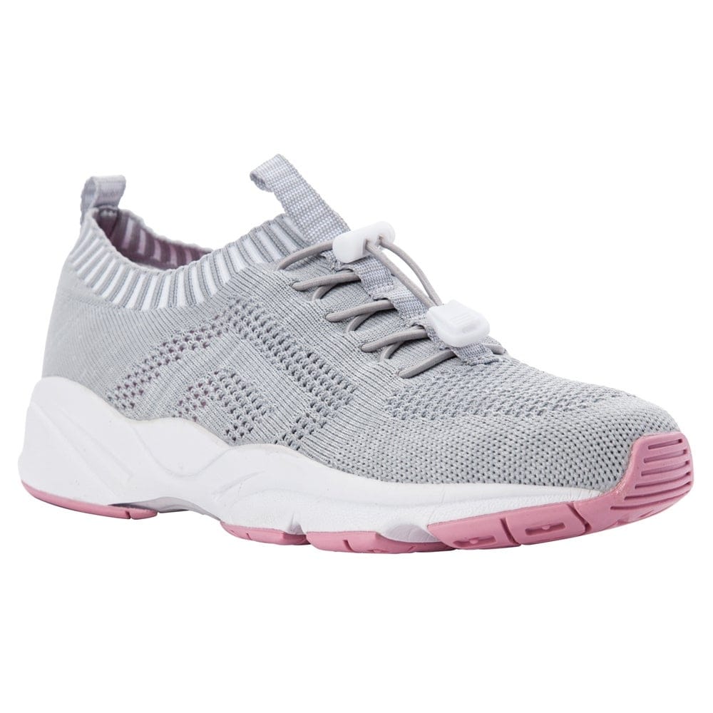 narrow womens tennis shoes
