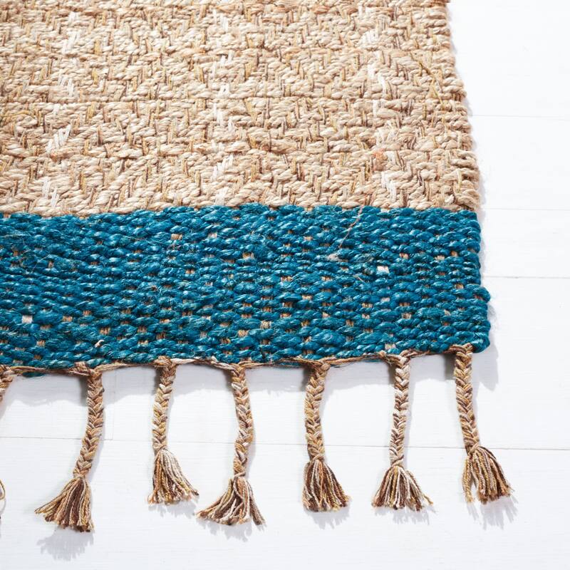 SAFAVIEH Handmade Cape Cod Senada Jute Tassel Rug
