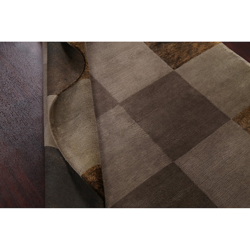 Checkered Vegetable Dye Nepalese Oriental Wool Area Rug Hand-knotted - 5'2" x 7'11"