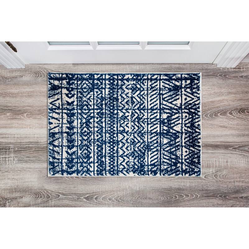 The Curated Nomad Midtown Geometric Distressed Bohemian Rug