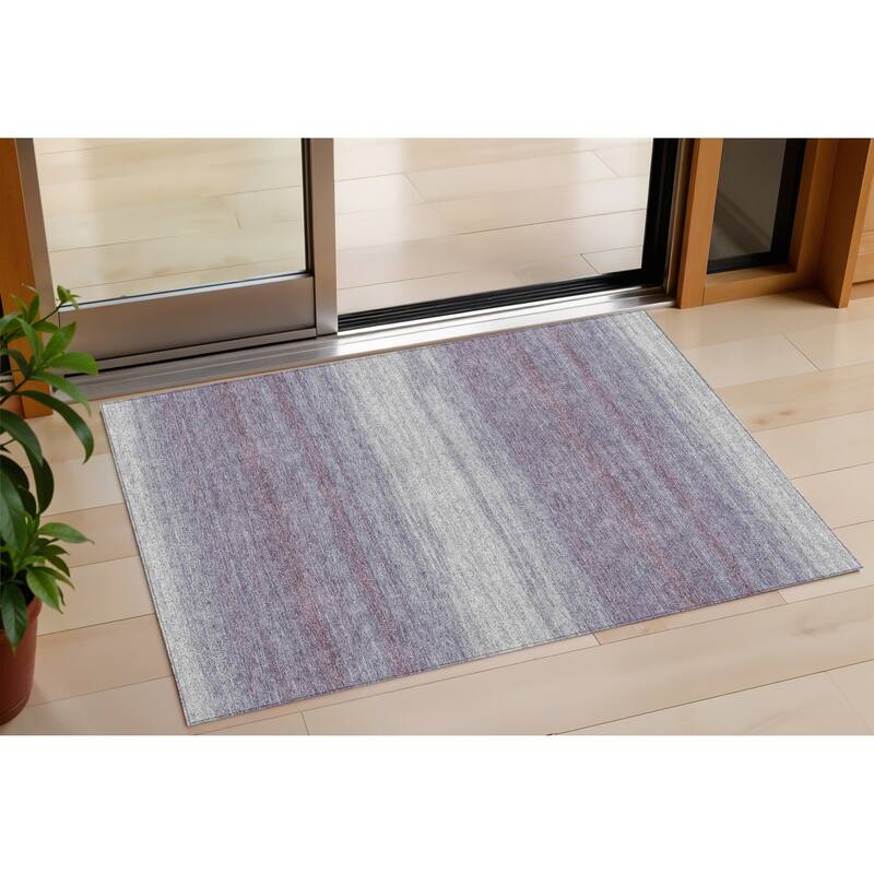 HomeRoots Abstract Transitional Rectangle Outdoor Rug - 3' x 5'