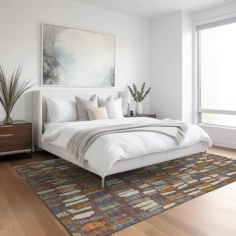 Machine Washable Indoor/ Outdoor Modern Mosaic Chantille Rug