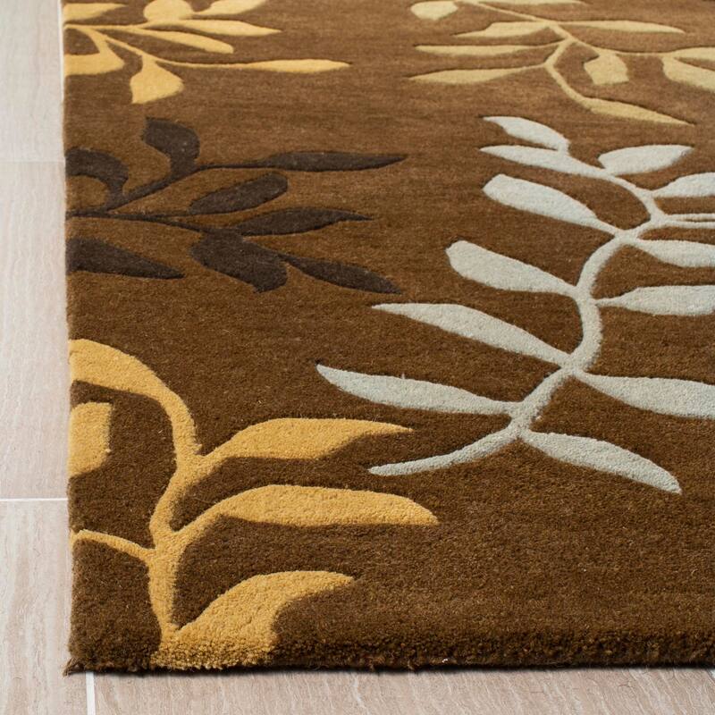 SAFAVIEH Handmade Soho Loni N.Z. Wool Rug