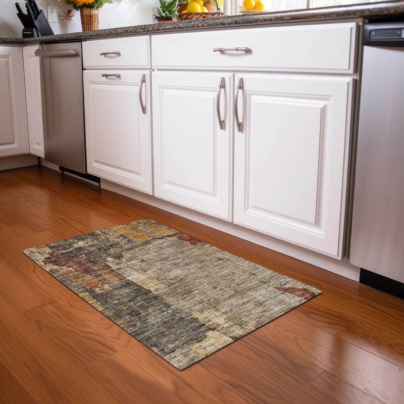 Machine Washable Indoor/ Outdoor Abstract Contemporary Chantille Rug - Khaki - 1'8" x 2'6"