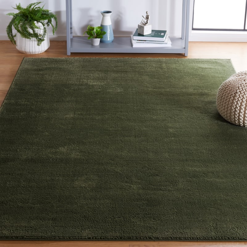 SAFAVIEH Revive Avie Solid Rug - 4' x 6' - Green