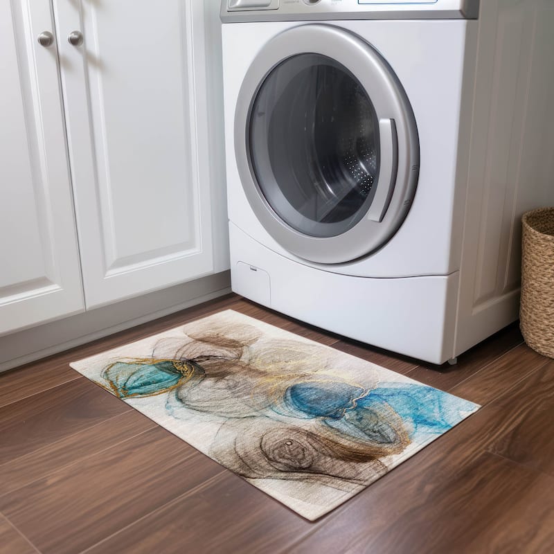 Machine Washable Indoor/ Outdoor Abstract Circles Chantille Rug - Beige - 1'8" x 2'6"