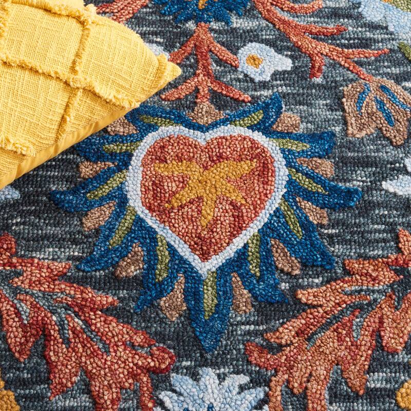 SAFAVIEH Handmade Blossom Maila Modern & Contemporary Wool Rug