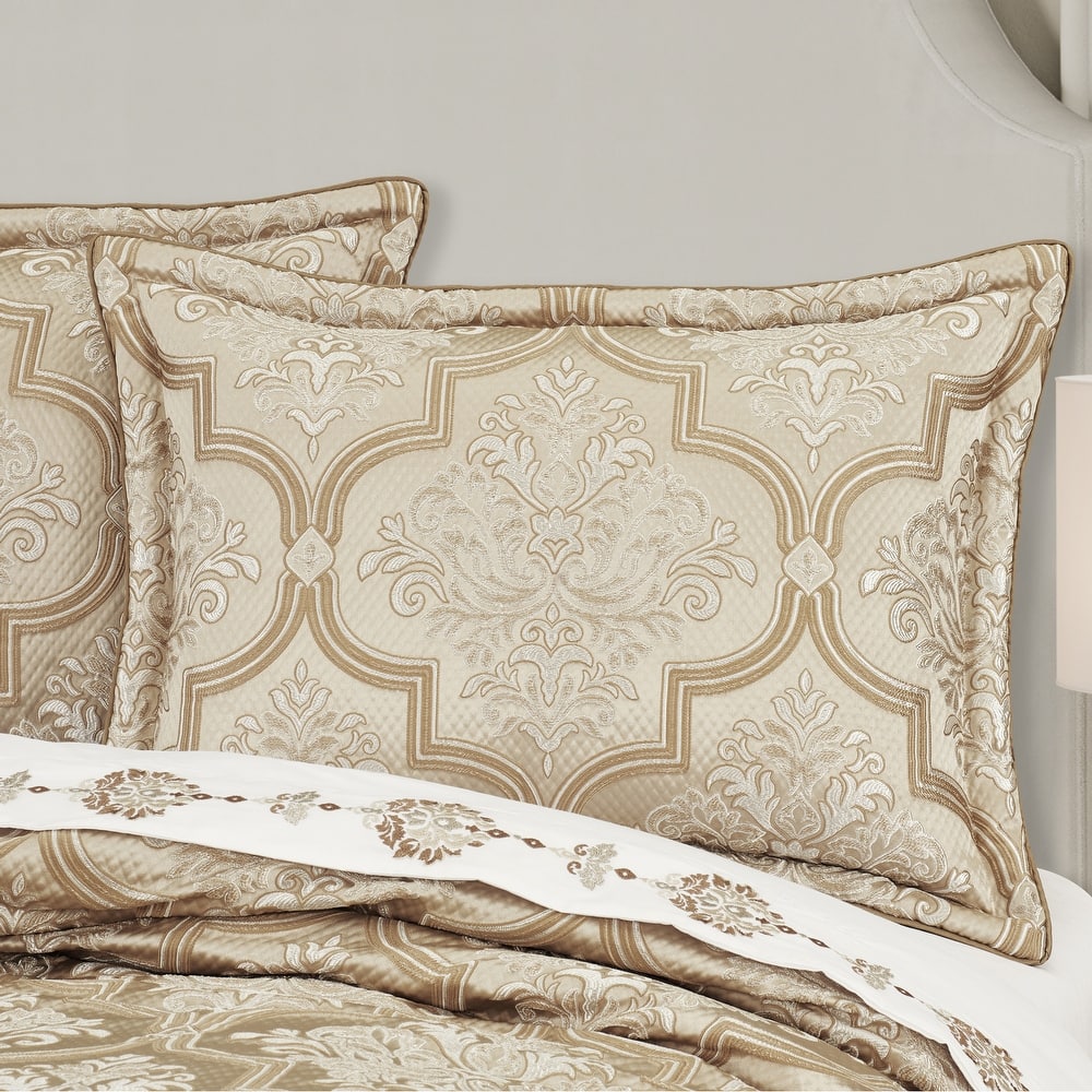J. Queen New York Sezanne Comforter Set
