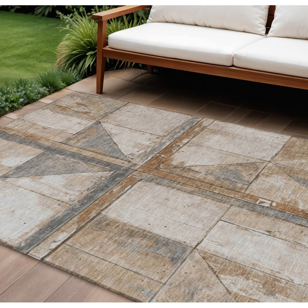 HomeRoots Geometric Transitional Rectangle Outdoor Rug