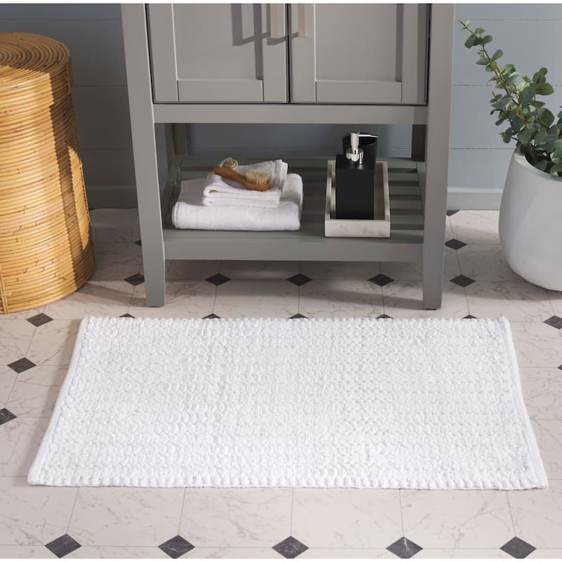 SAFAVIEH Home Oliva Textured Hatched 32"L x 20"W Cotton Bathmat
