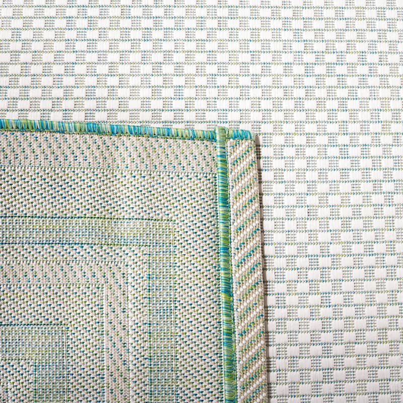 SAFAVIEH Courtyard Vickie Indoor/Outdoor Waterproof Patio Backyard Rug