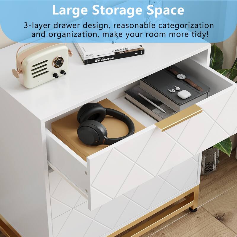 Nightstand with 3 Drawer