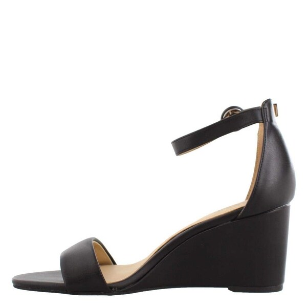 naturalizer london