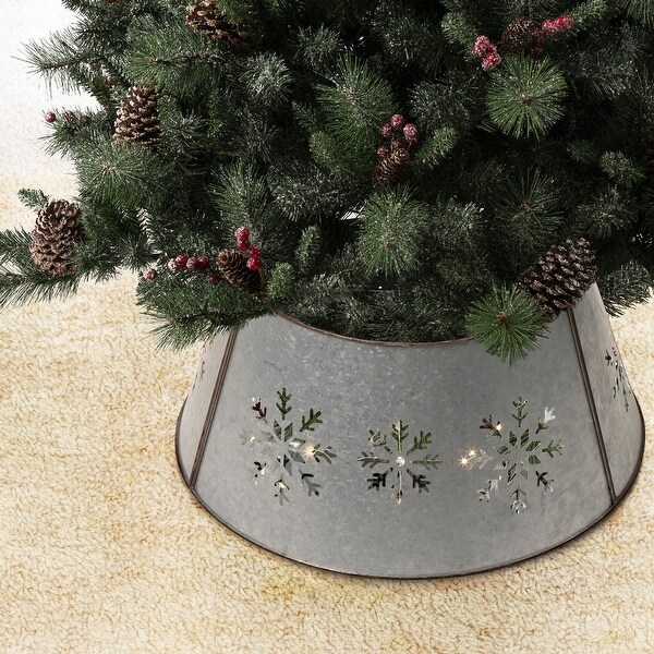 Glitzhome Christmas Metal Diecut Snowflake Tree Collar with Lights ...