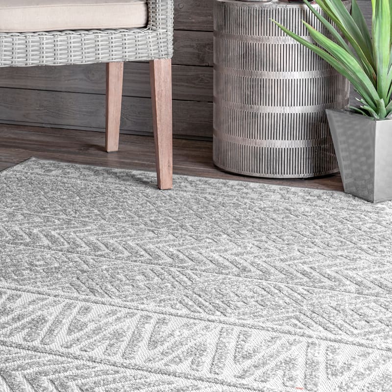 Nuloom Kamryn Textured Tribal Indoor/Outdoor Area Rug