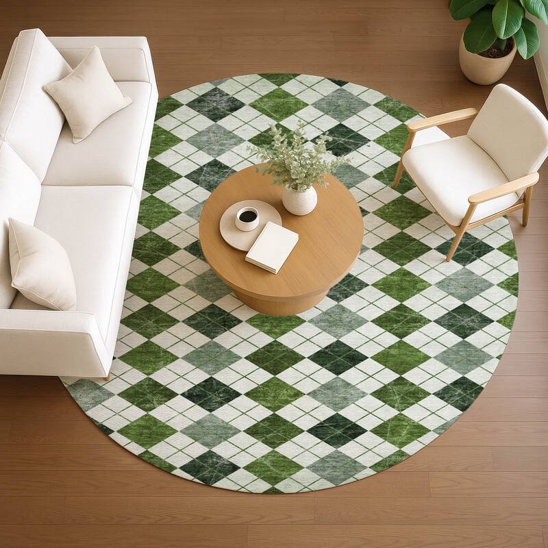 Machine Washable Indoor/ Outdoor Modern Argyle Chantille Rug