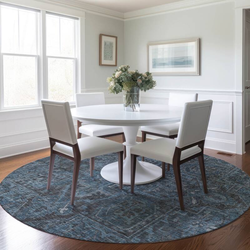 Lasi Oriental Weather Resistant Classic Elegance Outdoor Rug