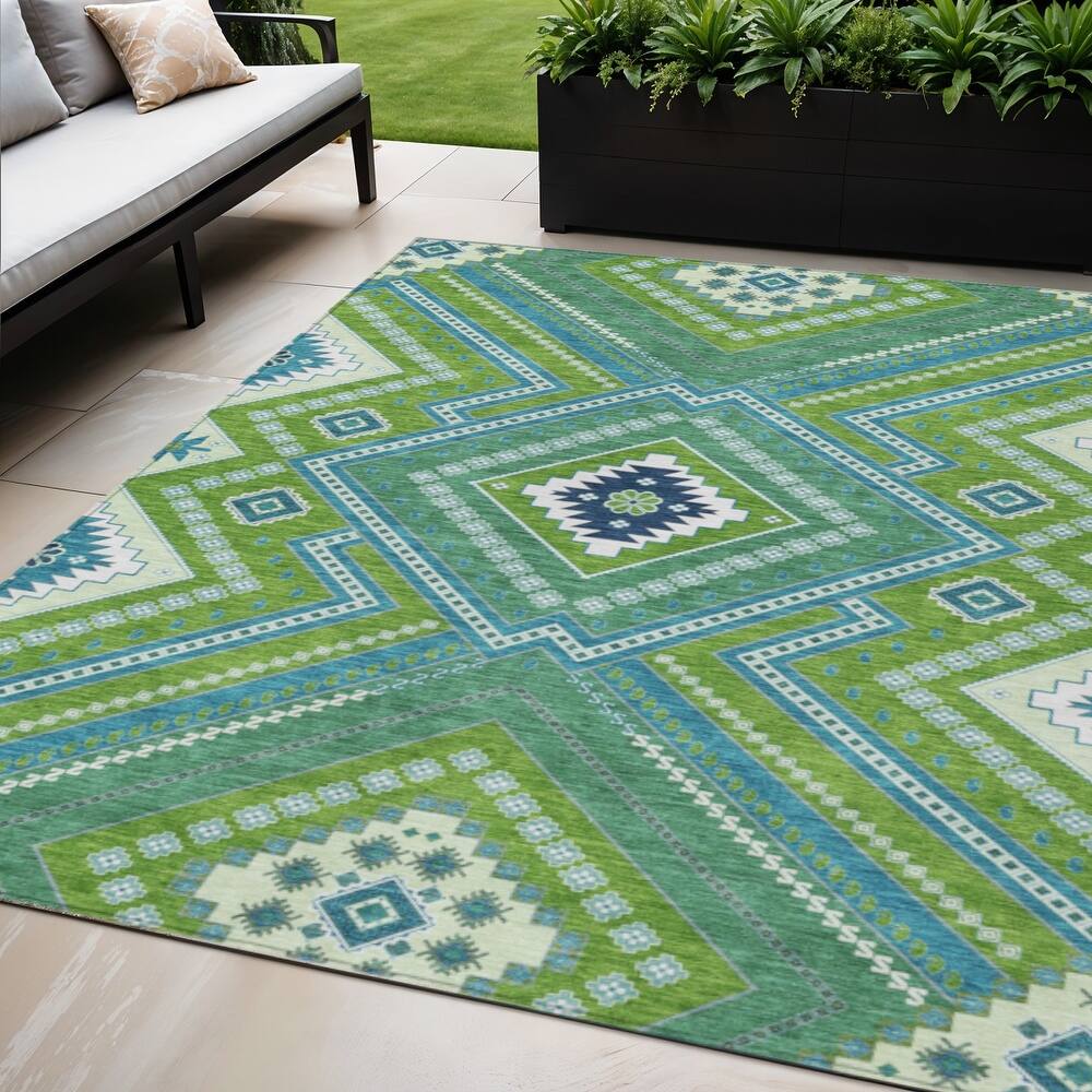HomeRoots Tribal Transitional Rectangle Outdoor Rug