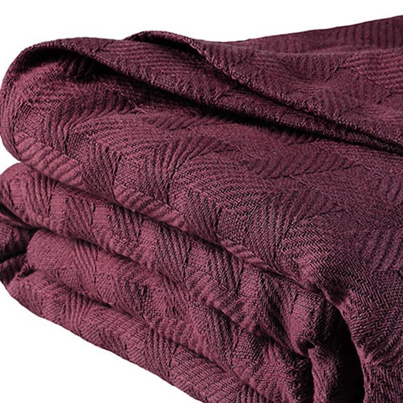 HomeRoots King Plum Cotton Basketweave Geometric Blanket
