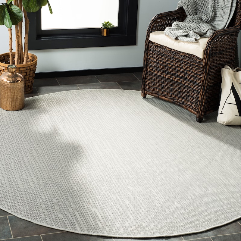 SAFAVIEH Courtyard Laurenske Indoor/ Outdoor Waterproof Patio Backyard Rug - 6'7" Round - Light Grey