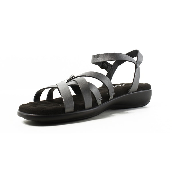 walking on a cloud sandals