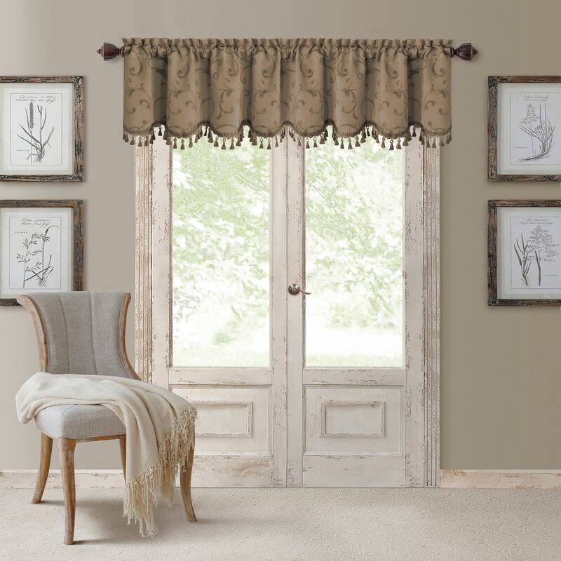 Elrene Mia Jacquard Blackout Scallop Window Valance - 52" w x 19" l