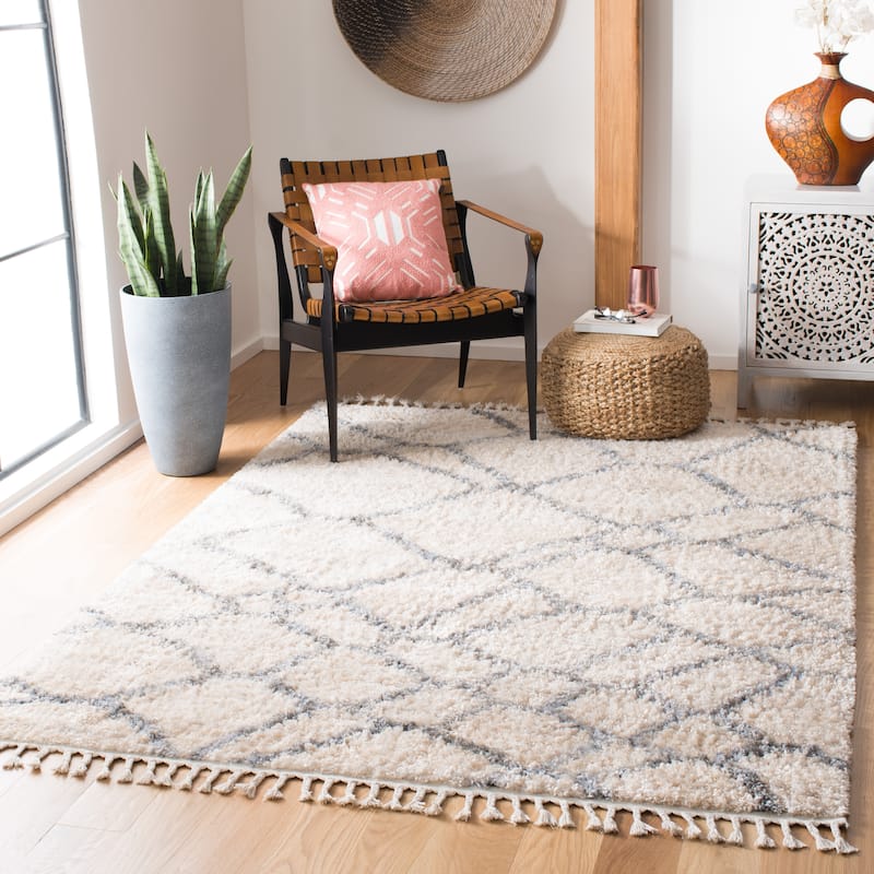 SAFAVIEH Berber Fringe Lozenka Mercedes Trellis Rug - 9' x 12' - Cream/Grey