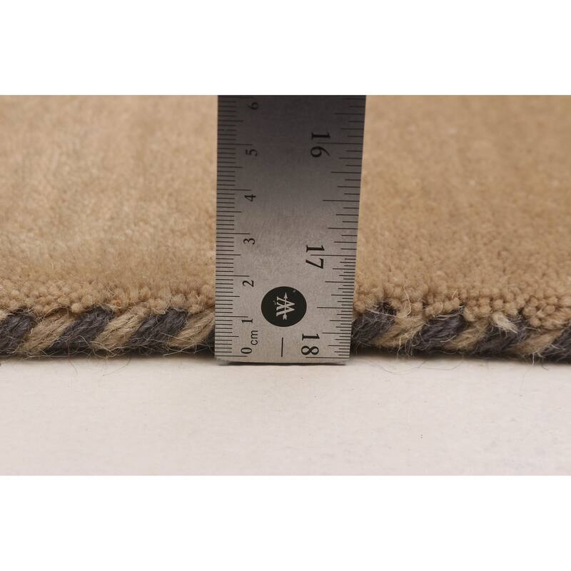 Kashkuli Gabbeh Beige Rug 3'10" x 5'5" - 3'10 x 5'5