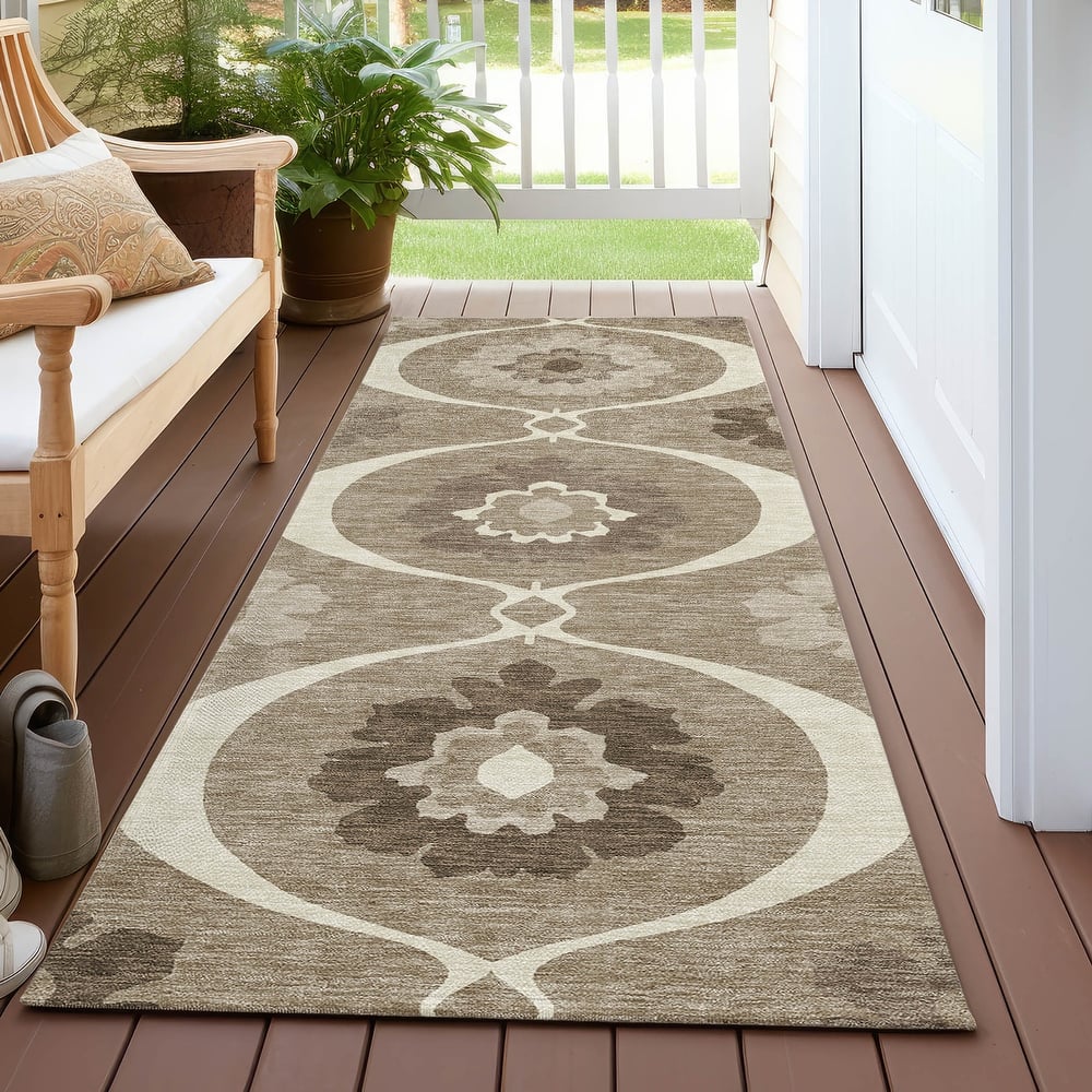 Machine Washable Indoor/ Outdoor Chantille Floral Geo Rug