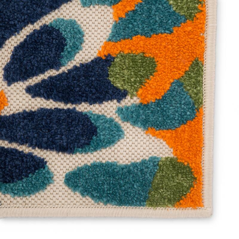 Balfour Indoor and Outdoor Floral Area Rug